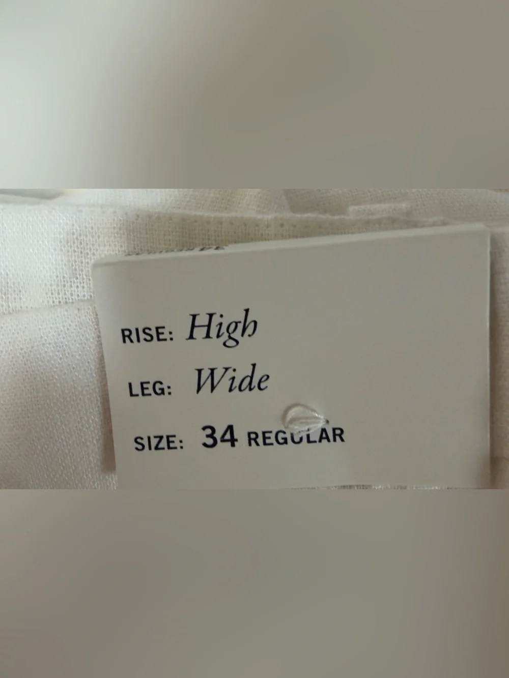 Abercrombie & Fitch lightweight white